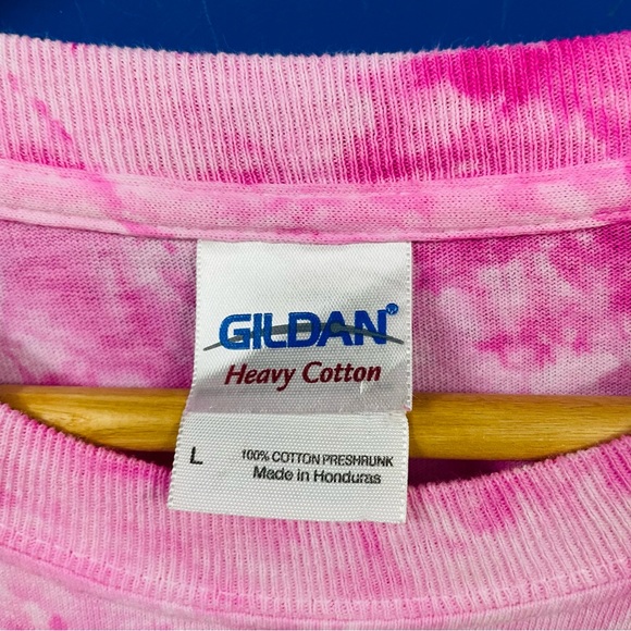 TIE DYE PINK & WHITE GILDAN HEAVY COTTON CREW NECK T-SHIRT FOR MEN’S AND WOMEN’S - Picture 3 of 5